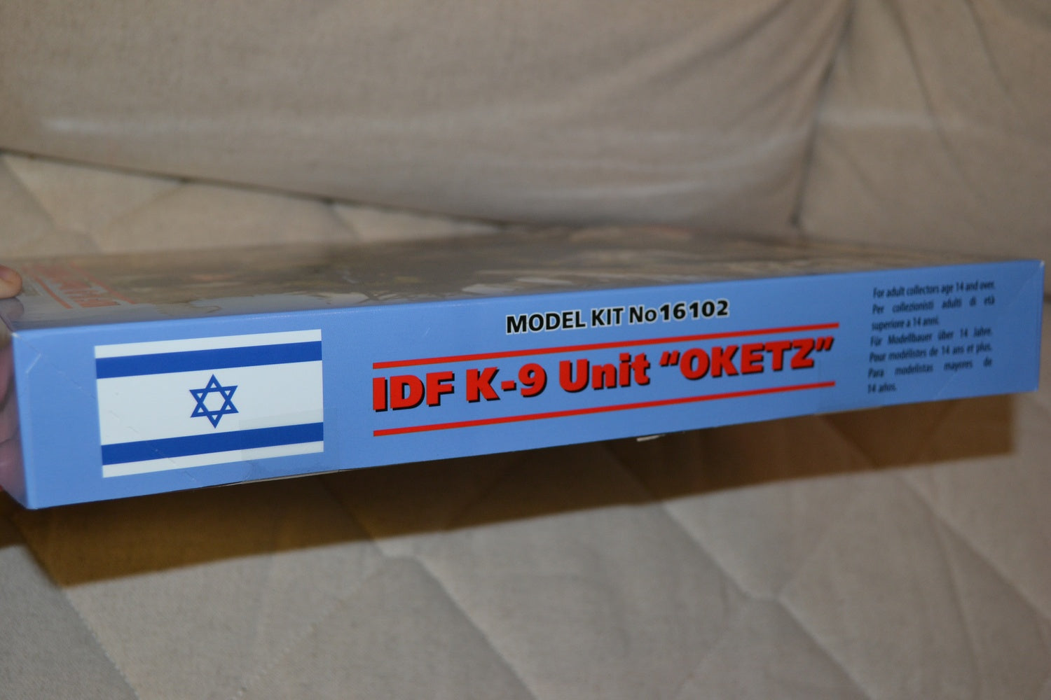 Soldat med Hund IDF K-9 Unitz OKETZ Figur 1:16 ICM IC16102 Israel Ny