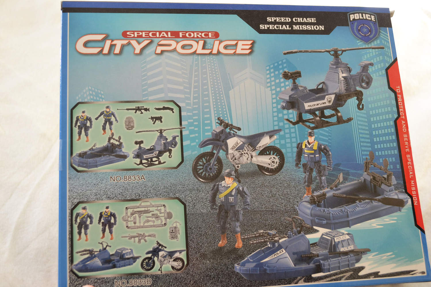 Mellan Polisset Lek (2st Figurer, Motorcykel, Båt, Tillbehör) Ny