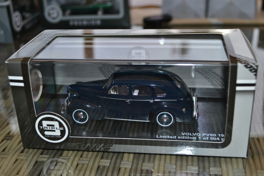 Volvo PV 60 fr. 1947 1:43 Triple 9 Collection Mörkblå Ny