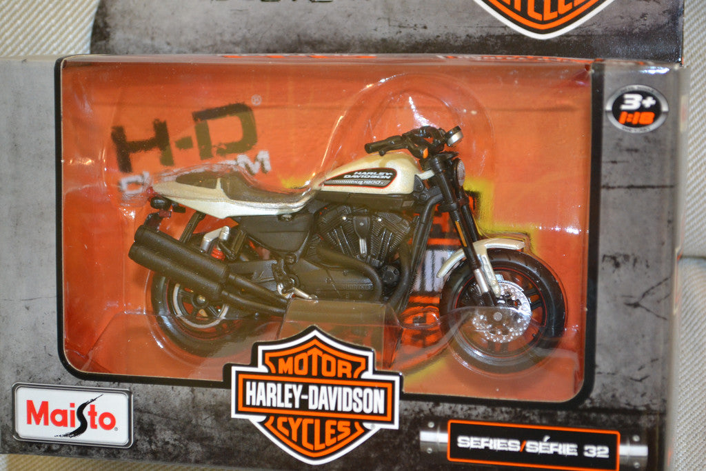 2011 XR 1200X Vit (1:18 Maisto) Harley Davidson Motorcykel N