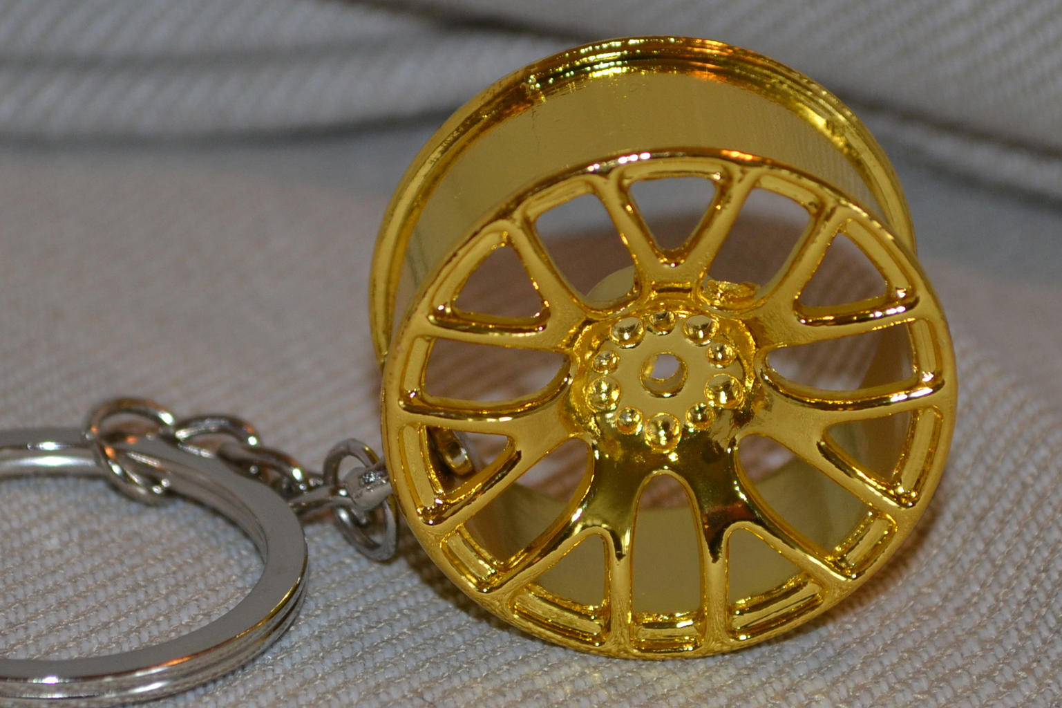 Fälg Hjul (Nyckelring) Mini Guld Styling 3,5cm Ny