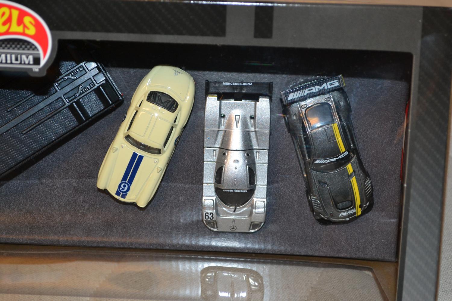 Mercedes Premium Set 1:64 Hot Wheels 7cm 300 SL C9 AMG GT3 Ny