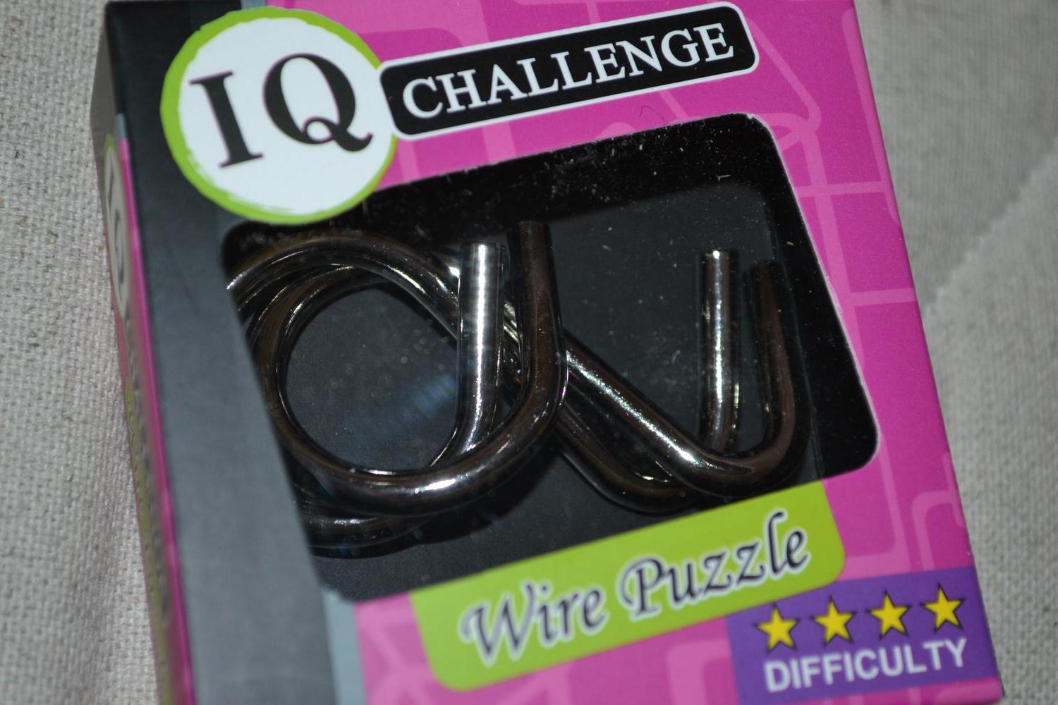 Små knutar Pussel IQ 7,5cm (Lila, Svårighet 4/4) Ny