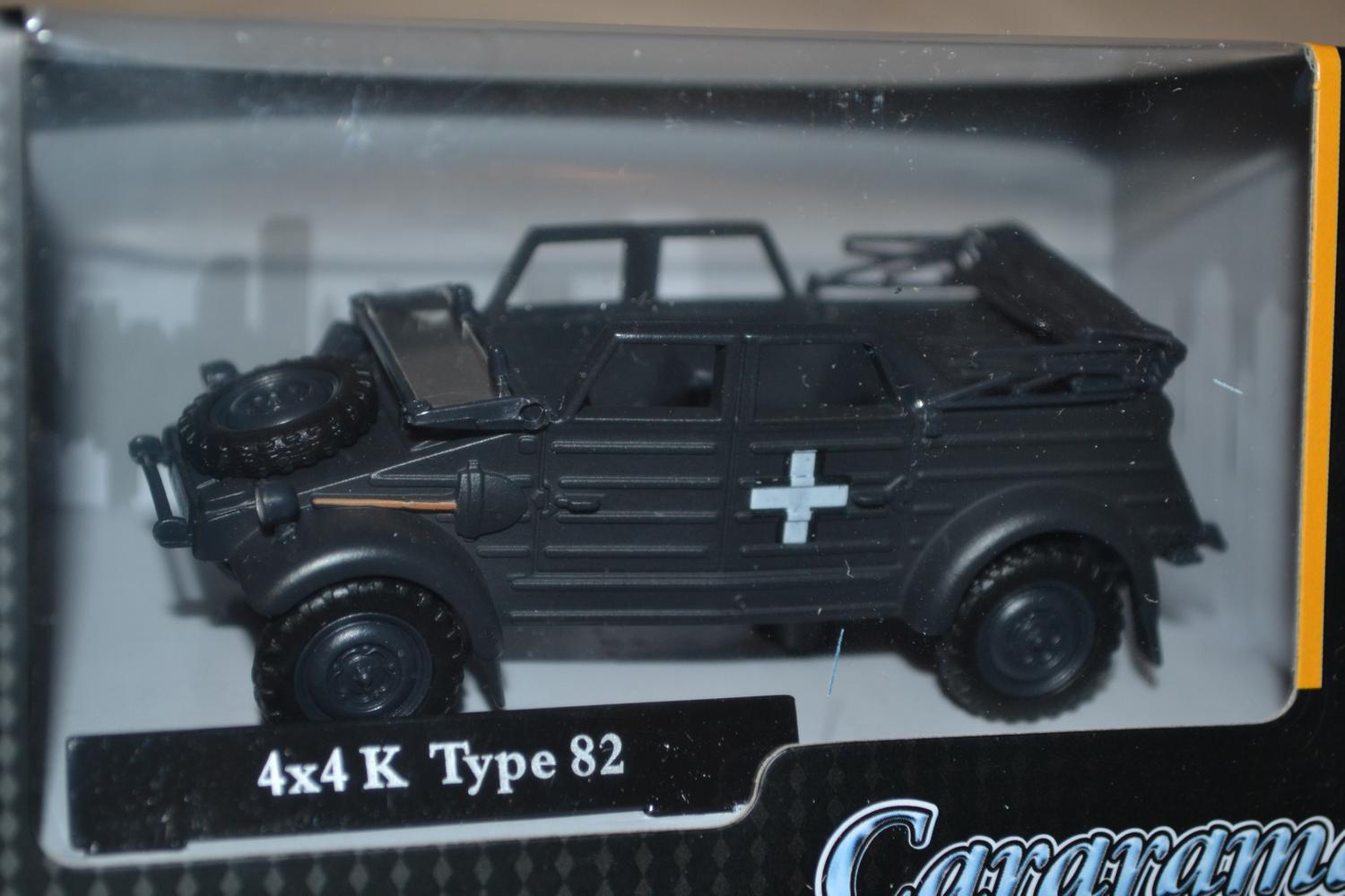VW Kubel 4x4 K Type 82 Öppen 1940 Mörkgrå 1:43 Cararama (WW2 Tyskland) Ny