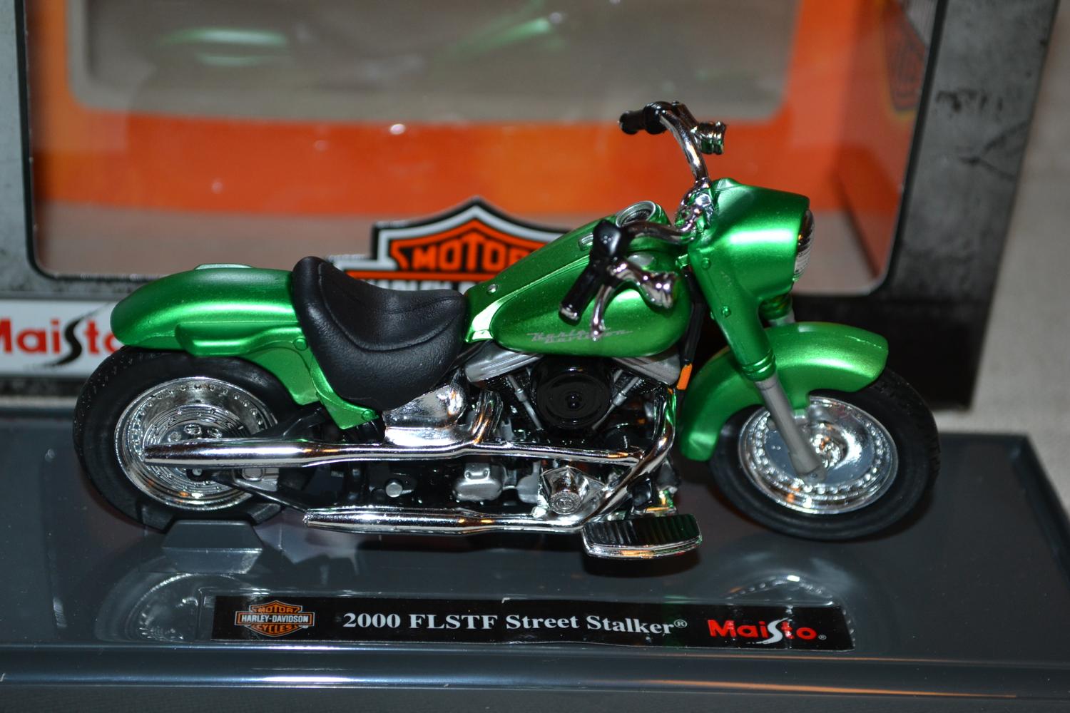 2000 FLSTF Street Stalker Grön Harley-Davidson 1:18 Maisto (Series 37) 12cm Ny