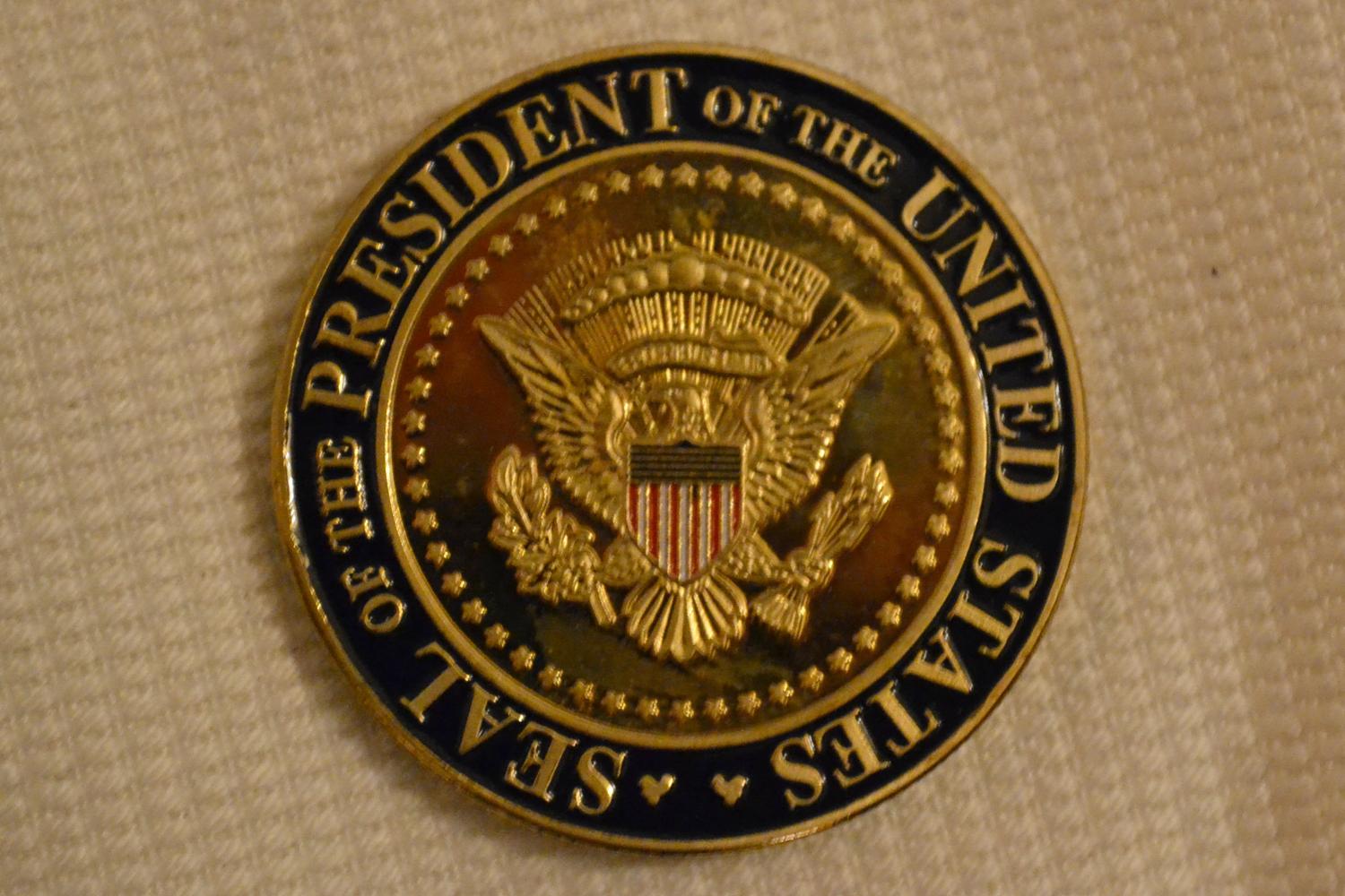 Trump 2020 Keep America Great Mynt Guldplätering m. FÄRG 4cm Ny