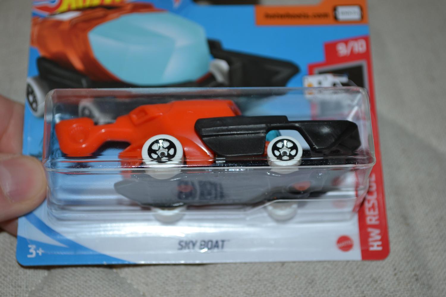 Sky Boat 1:64 Hot Wheels (2020-2) 7cm Ny