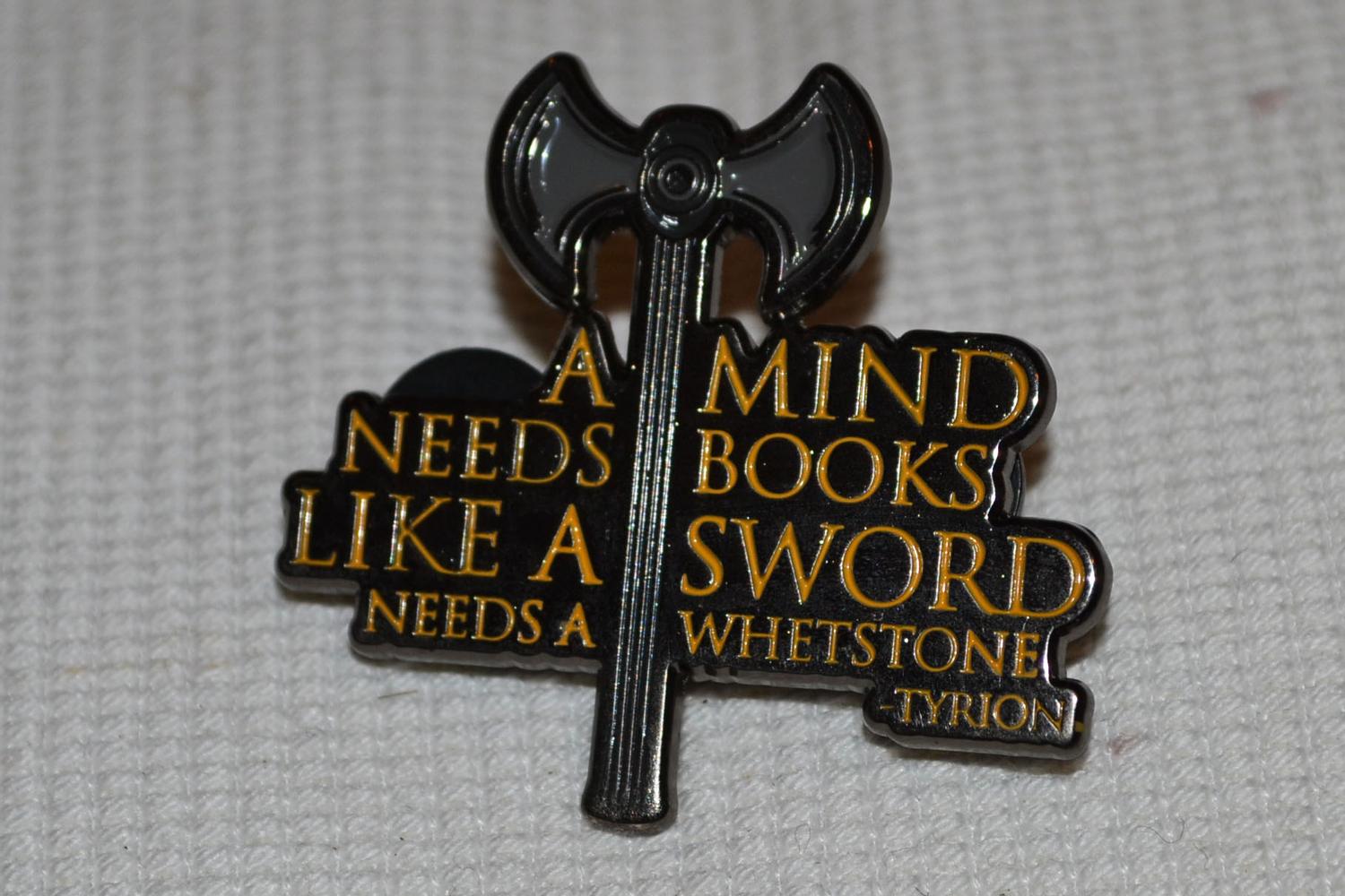 Tyrion Citat fr Game of Thrones m. Emalj Brosch Pin 4cm Ny