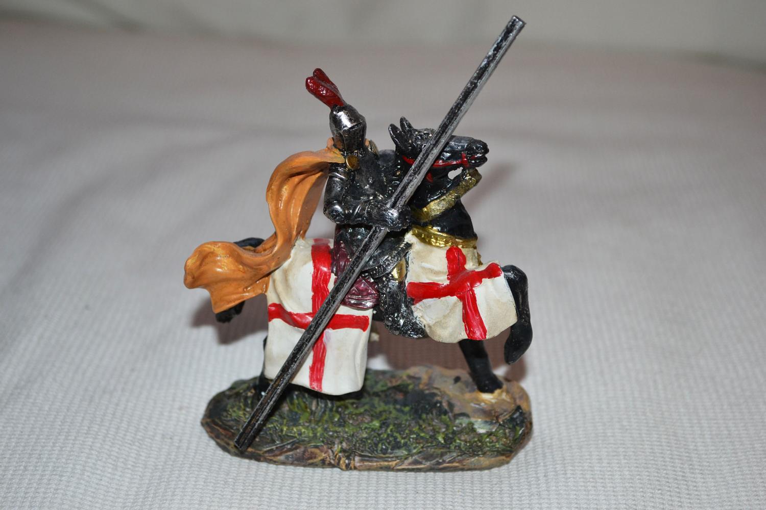 Templar m. Spjut Riddare På Häst #B 12cm Puckator Ny