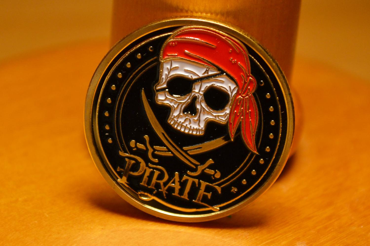 Piratmynt m Skattkarta Mynt 30mm (m. Färg) Guld Plätering Ny