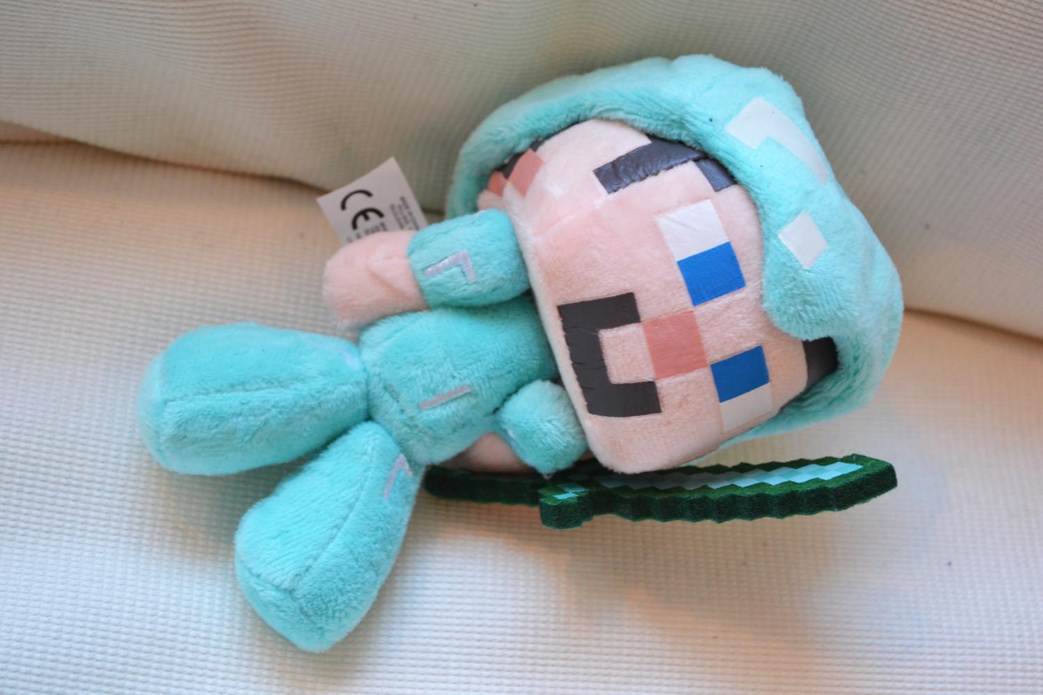 Steve m. Diamant Rustning Mjukis Plush 18cm Ny