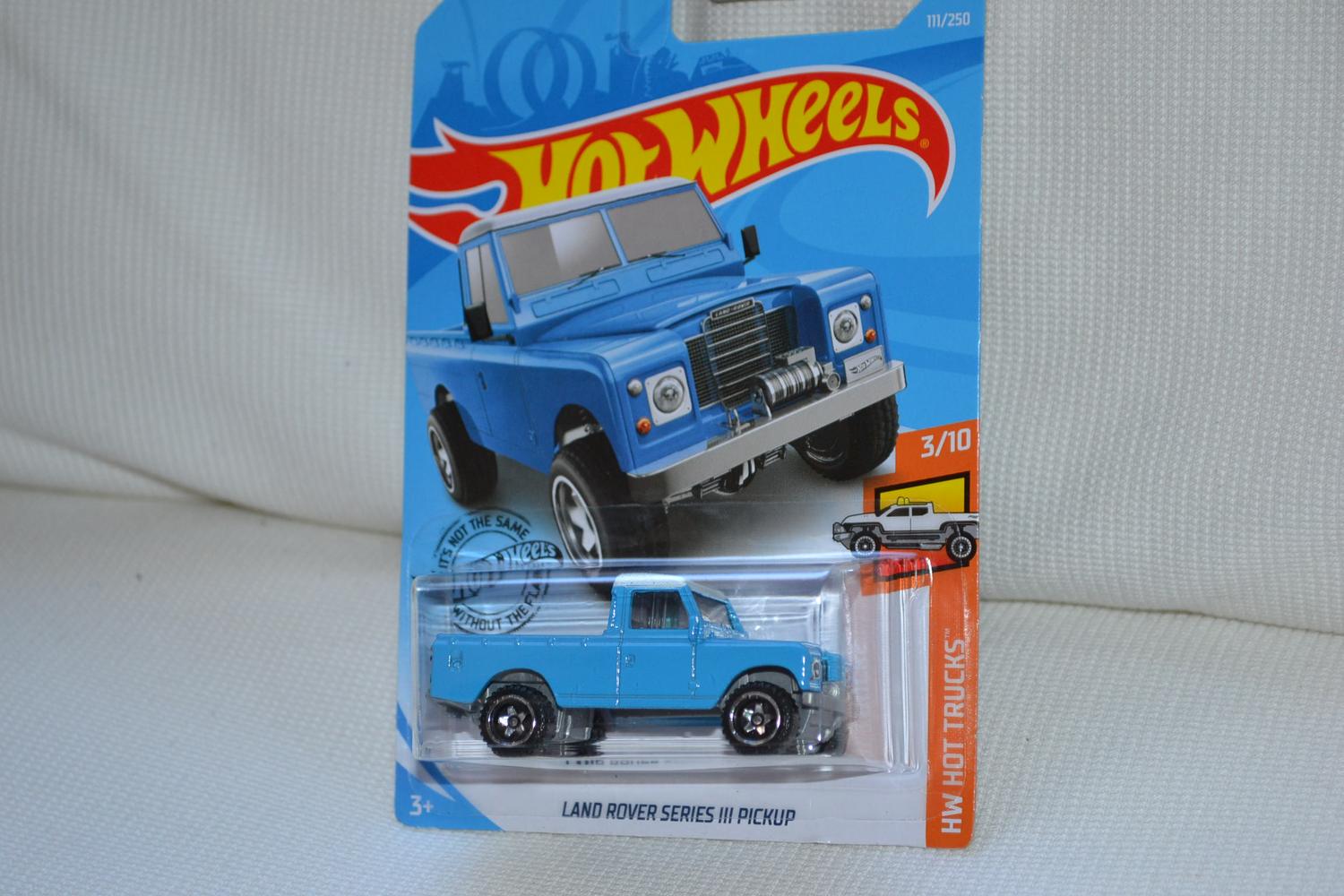 Land Rover Series III Pickup Blå 1:64 Hot Wheels (USA Long card 2018) Ny