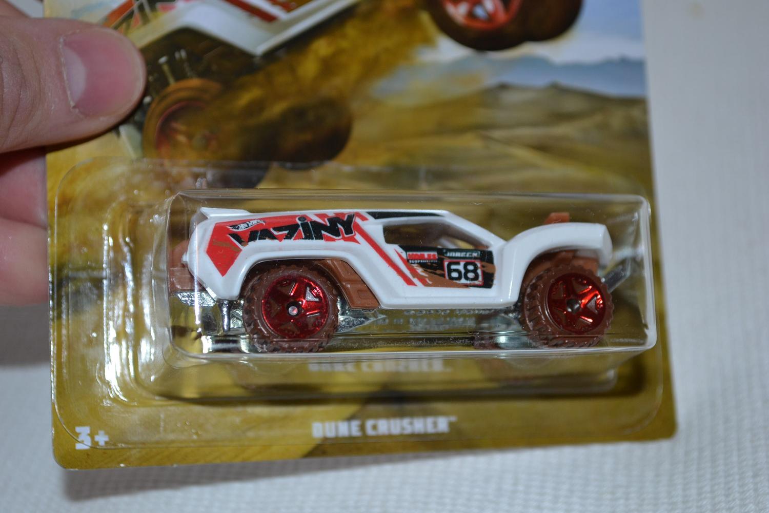 Dune Crusher 1:64 Hot Wheels (Offroad Series) 7-8cm Ny