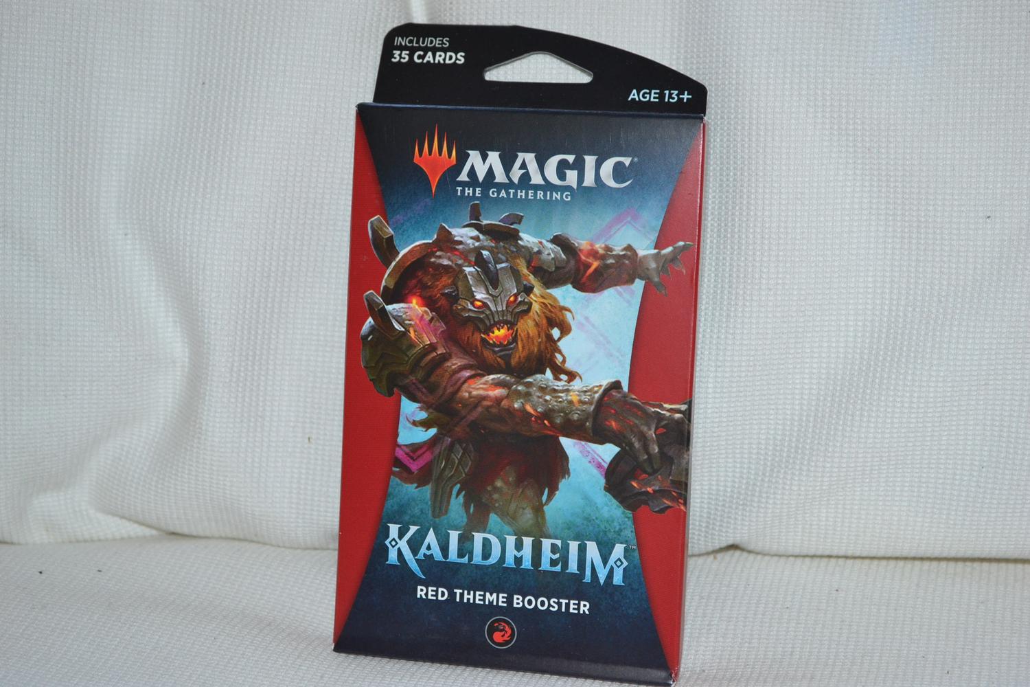 Röd Kaldheim Theme Booster Magic the Gathering MTG ENG Ny