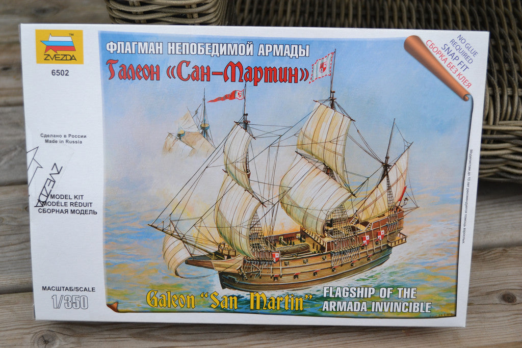 Spanskt Flaggskepp "San Martin" Galeon 1:350 Zvezda (Skepp)