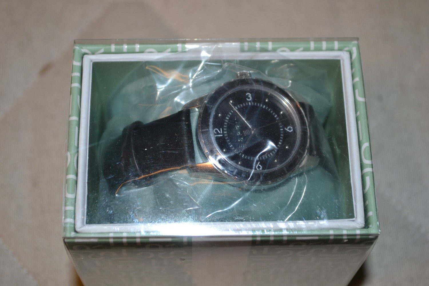 Esprit Skyler Svart Läder Armbandsur Klocka 32mm ES1L348L0025 Ny