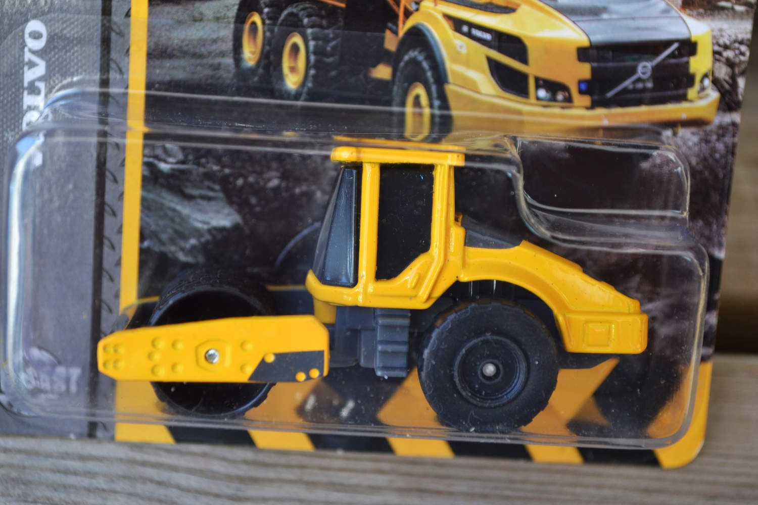 Volvo SD160B Vältmaskin m. Knottrig Rulle Maisto 7cm Ny