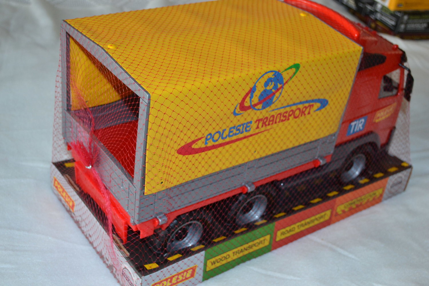 Volvo Lastbil Röd m. Täckt Släp 1:16 Polesie 45cm Ny