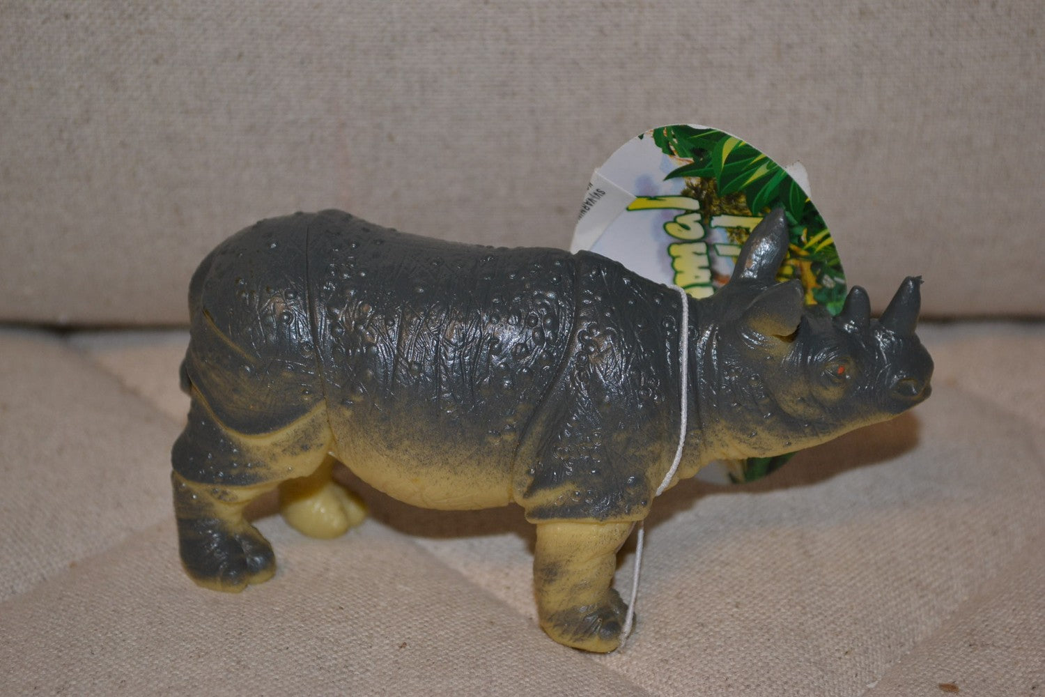 Noshörning 12cm Djur Mjuk Plast Ny