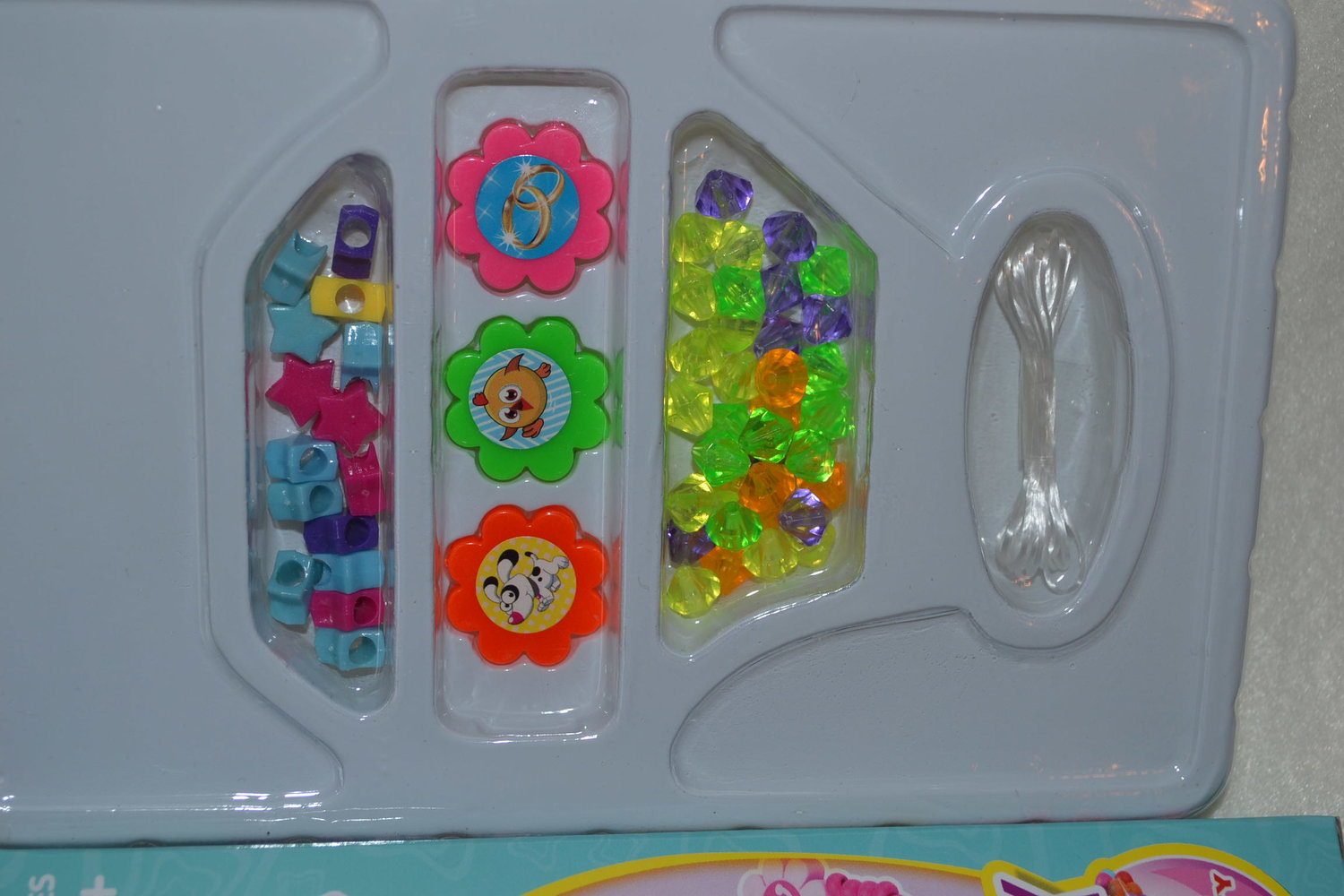 Blått Smyckesset DIY (Pärlor, Band mm) Box 2/4 Ny