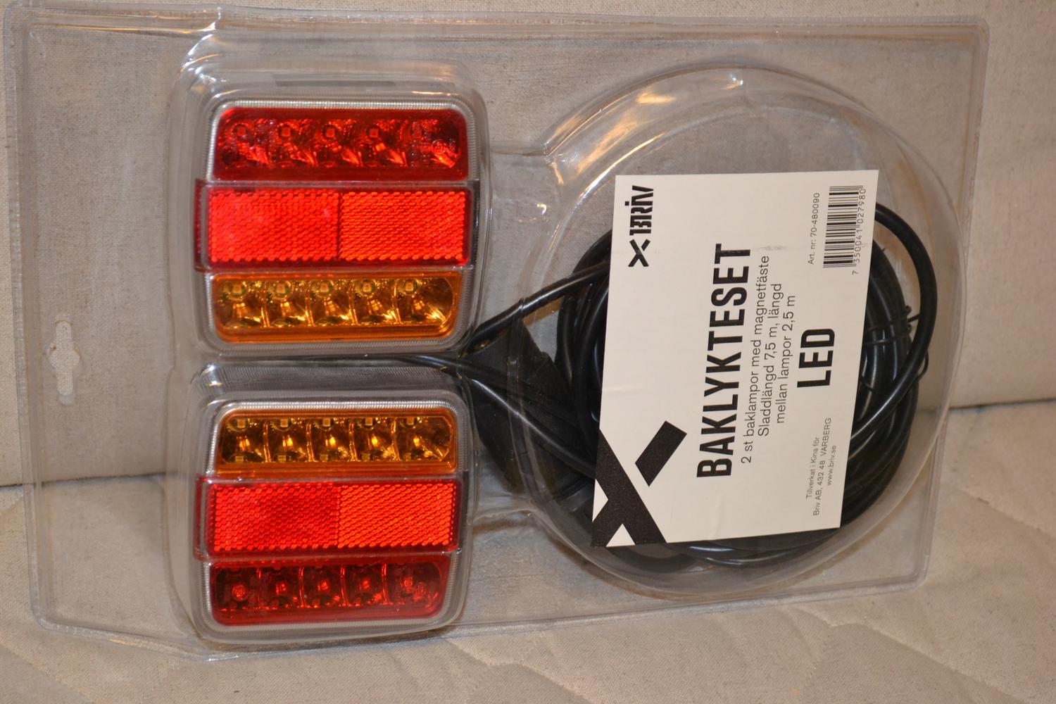 Baklyktsset LED 2st Baklampor m. Magnetfäste Sladd 7,5m Husvagn Släpvagn Ny