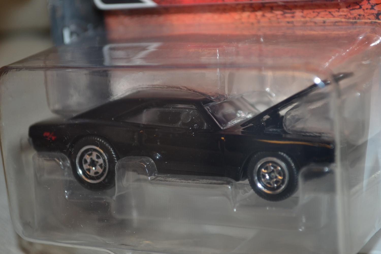 Dodge Charger R/T Coupe Svart 1969 1:64 Majorette 8cm Ny