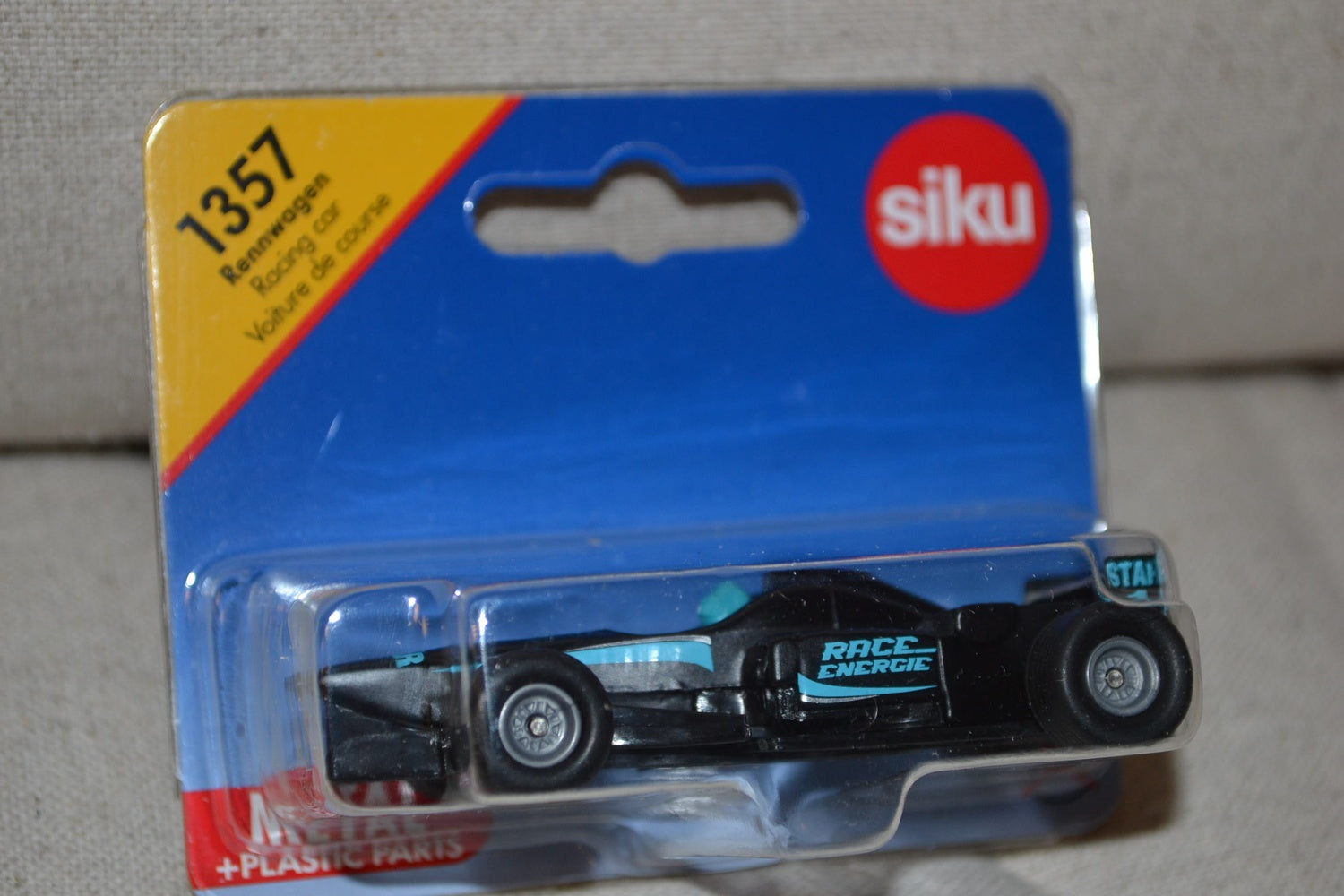 F1 Formula 1 Racing Bil Fordon Indy 500 Siku 1357 8cm Ny