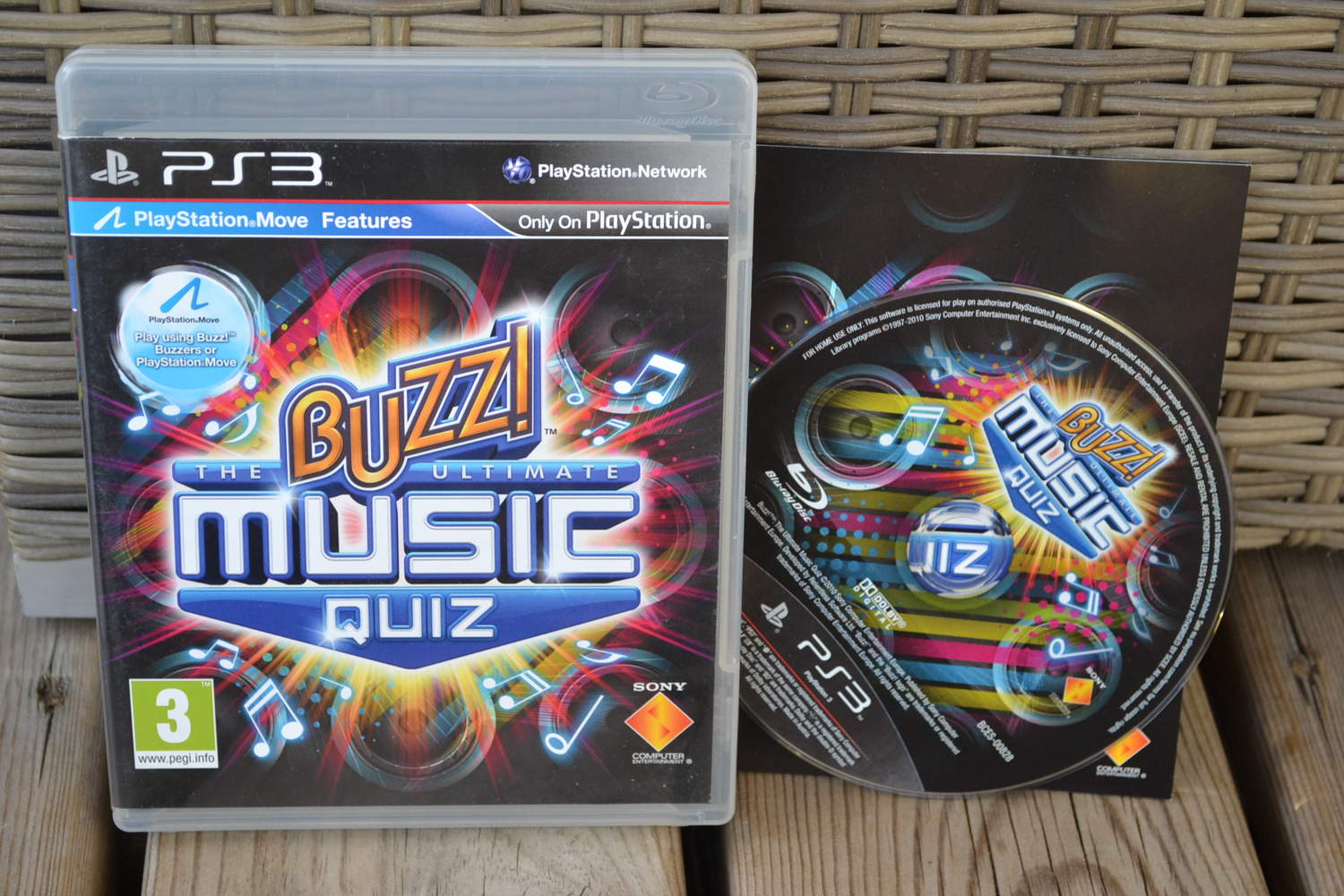 Buzz! The Ultimate Music Quiz PS3 Playstation 3 Engelska Komplett Fint Skick