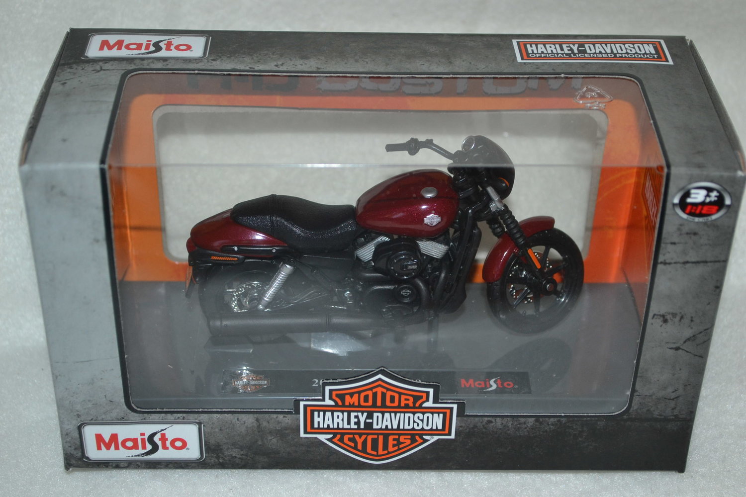 2015 Street 750 Harley Davidson 1:18 Maisto (Series 36) Motorcykel Ny