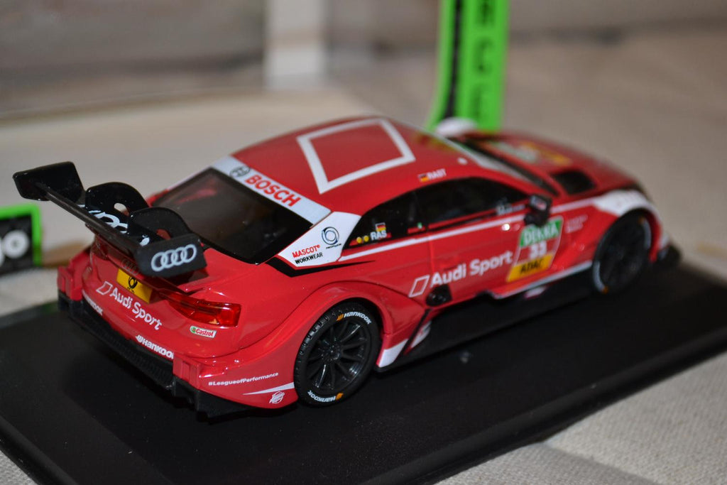 Audi RS 5 DTM 2018 Röd 1:32 Burago 14cm Race Collection Ny