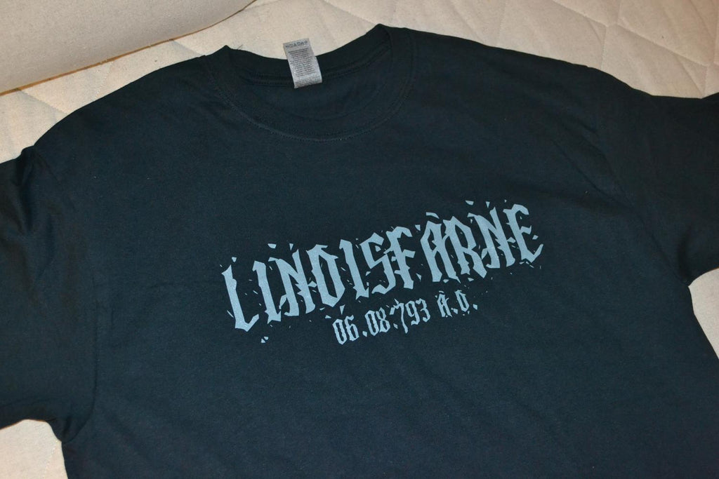 T-Shirt Lindisfarne Viking År 793 Tröja Tshirt (Strl M) Man Ny
