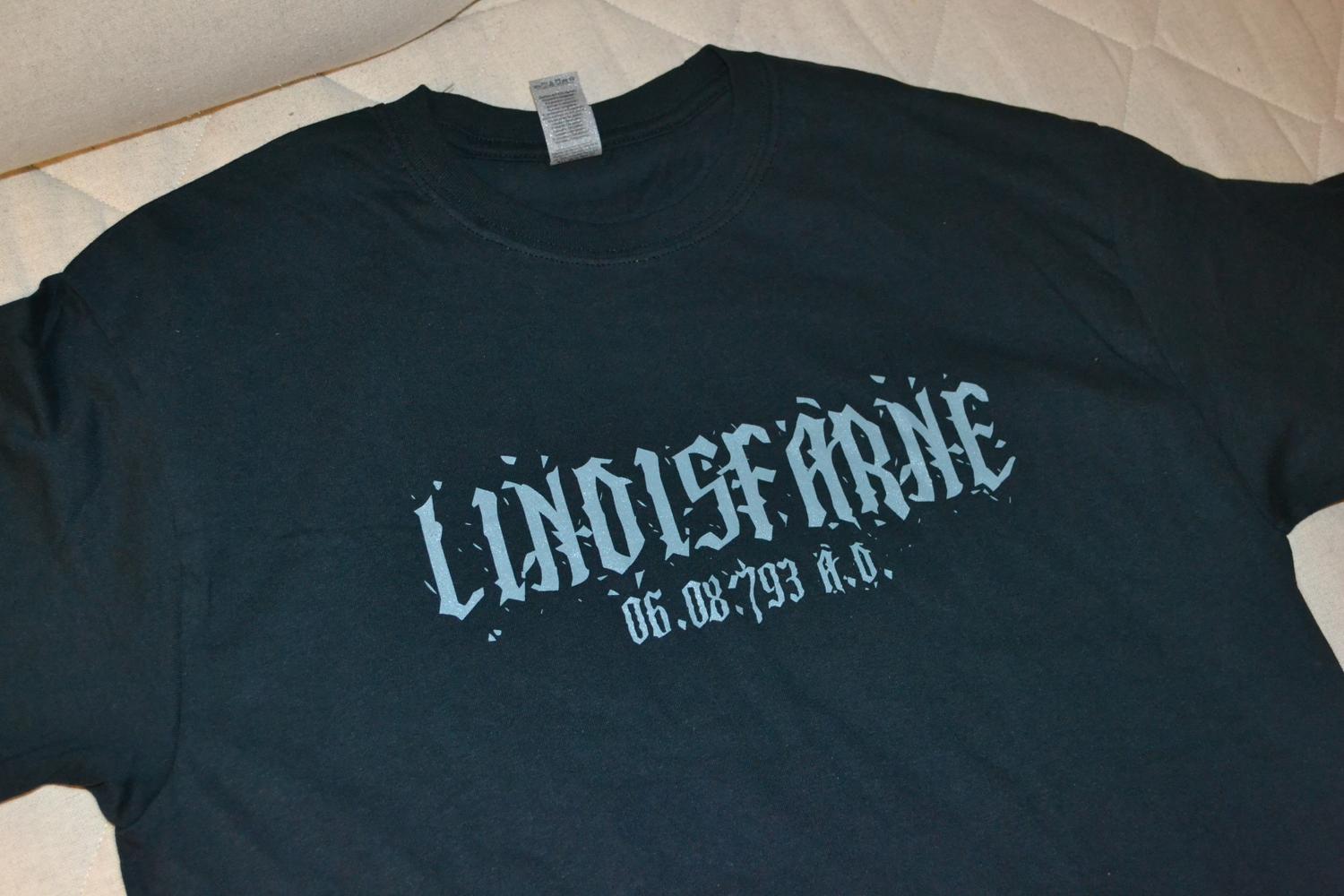 T-Shirt Lindisfarne Viking År 793 Tröja Tshirt (Strl M) Man Ny