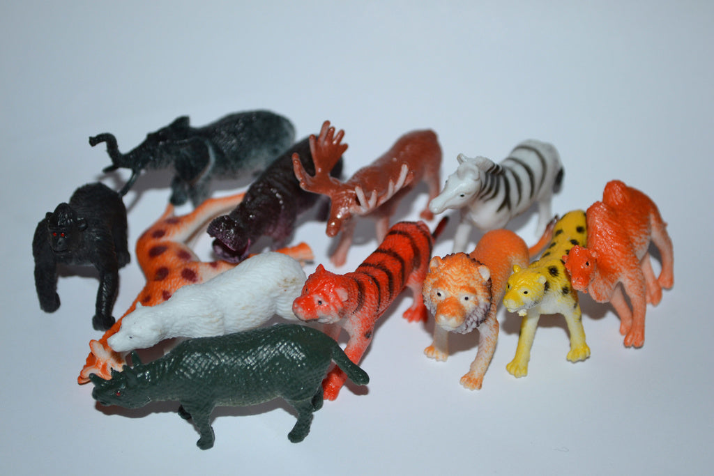 12st Djur ex Giraff, Älg, Lejon, Zebra, Isbjörn, Gorilla, El