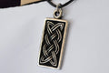 Bricka m. Keltiska Knutar (Piktisk) Halsband Viking (Tenn Handgjord) Smycke Ny