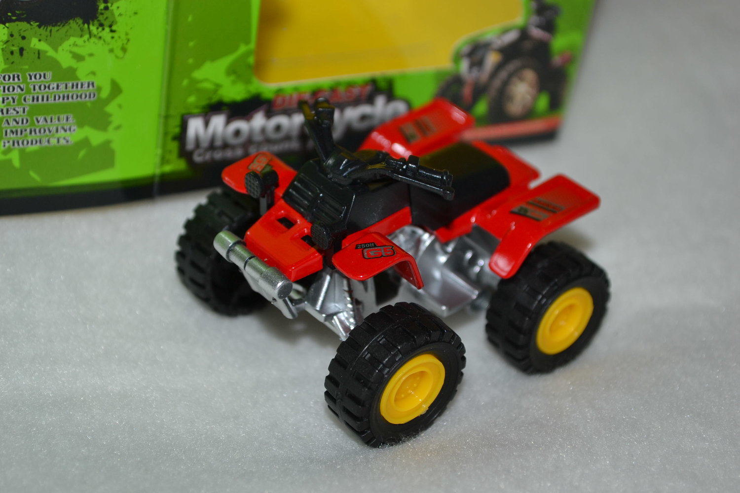 Röd Fyrhjuling ATV 6cm Ca 1:32 (Pullback) Ny