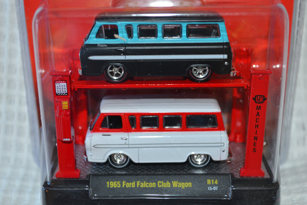 2st Ford Falcon Club Wagon + Billyft 1:64 M2 Machines (Auto