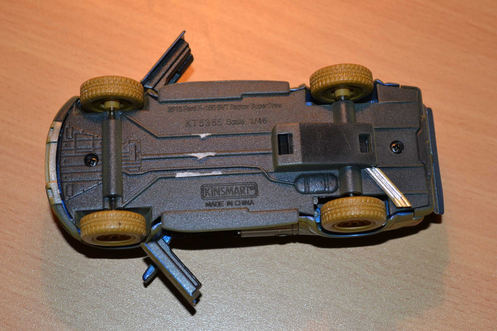 Ford F-150 SVT Raptor SuperCrew Blå 1:46 Kinsmart (Smutsig, lera) 13cm Ny