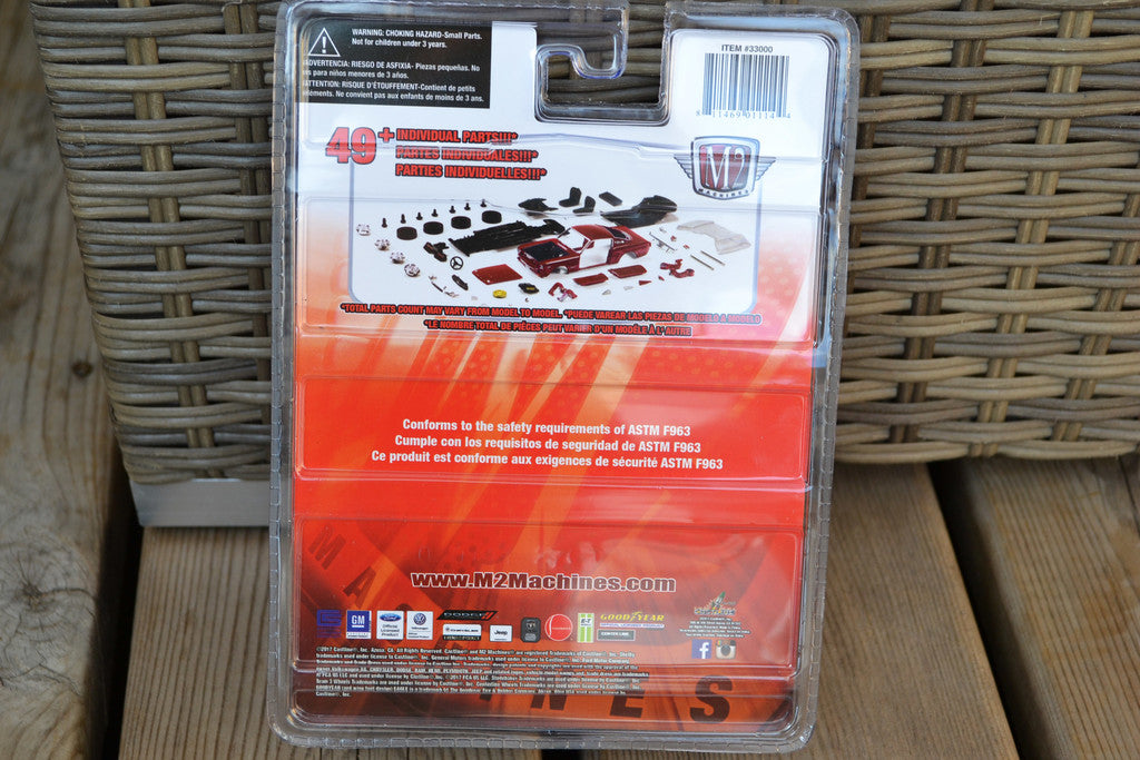 2st Bilar&Lyft 1960 Volkswagen Delivery Van 1:64 M2 Machines (16) Ny