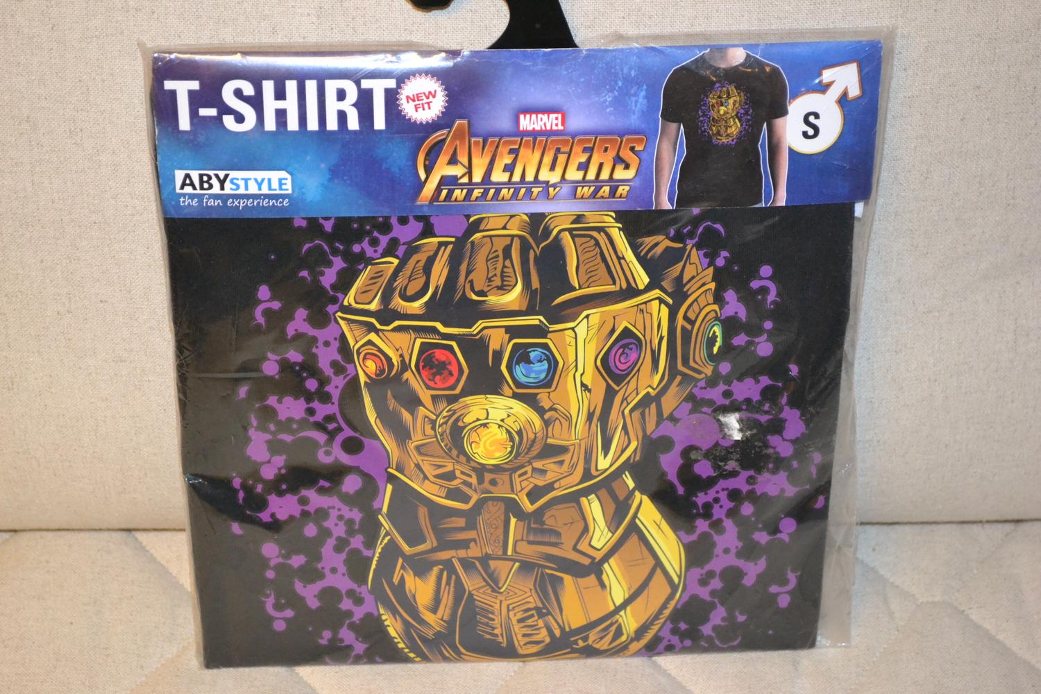 Marvel Infinite Gauntlet Svart T-Shirt Tröja Strl S Ny