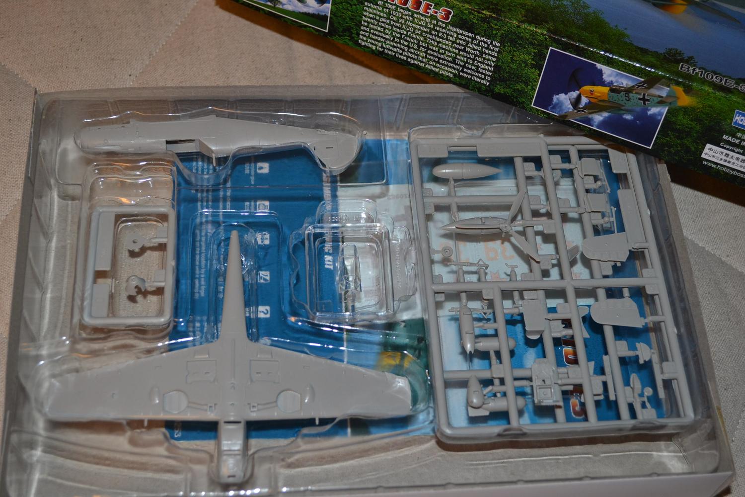 Messerschmitt BF109E-3 FIGHTER 1:72 HobbyBoss Plastbyggsats Flygplan Ny