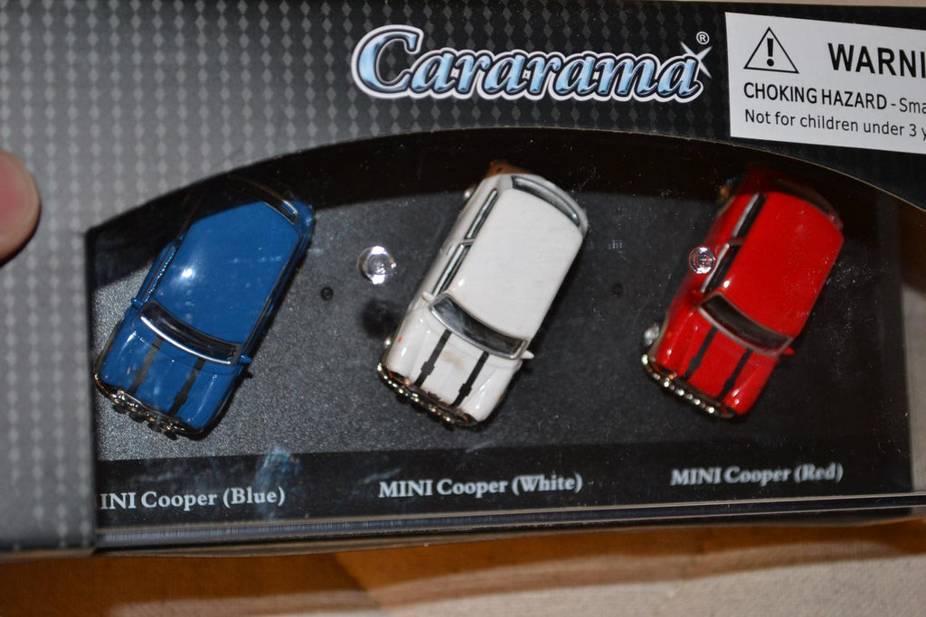 3st Mini Stripes Blå Vit Röd (1:72 Cararama) Storbritannien England Ny