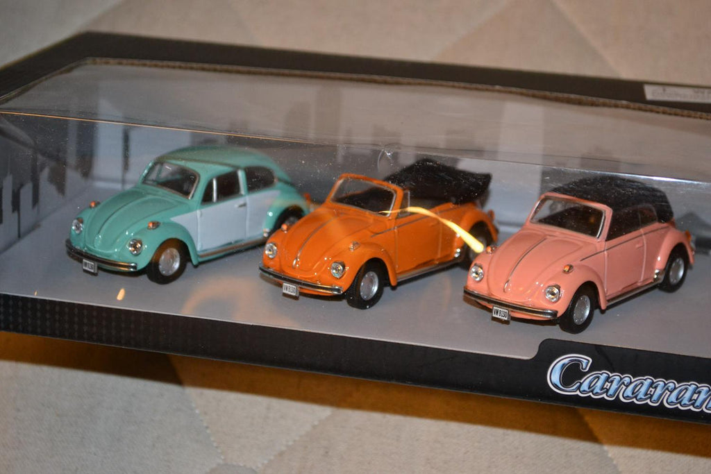 3st Bubblor Volkswagen Beetle Rosa/Orange/Grön 1:43 Cararama/Hongwell Ny