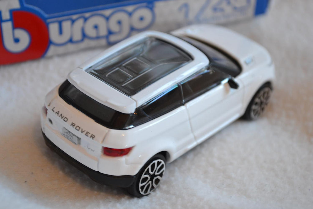 Land Rover LRX 2010 Vit 1:43 Burago (Street Fire) 10cm Ny