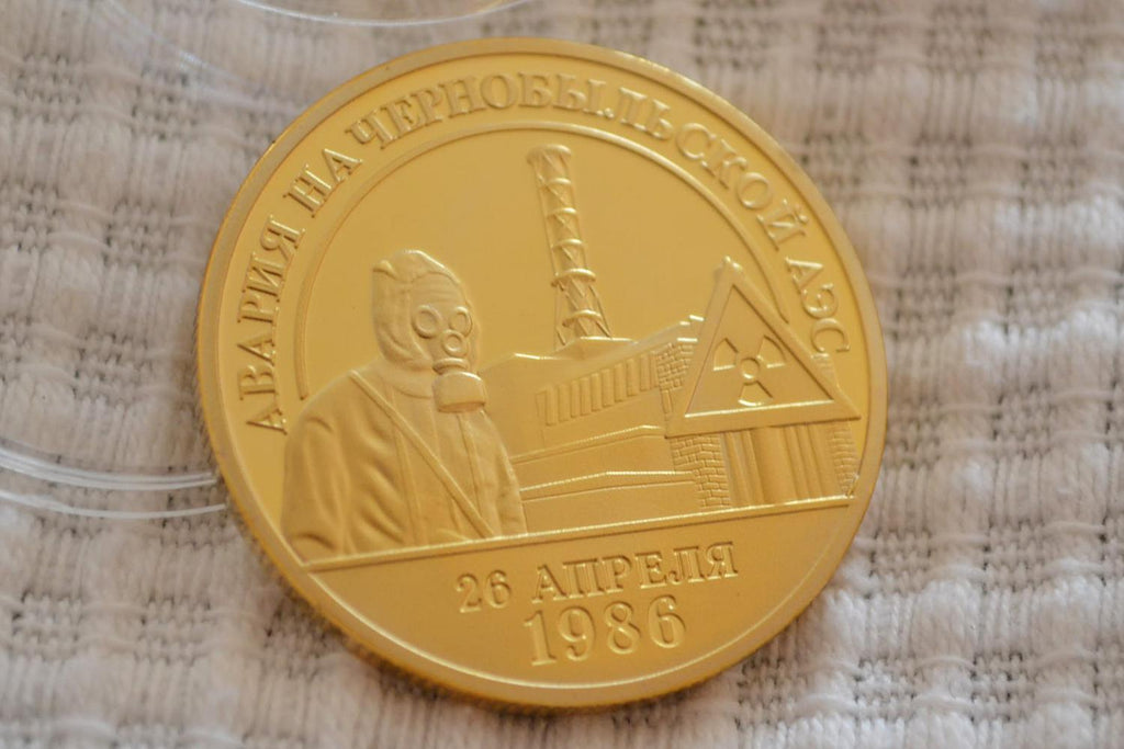 Chernobyl 1986 Ukraina m. Rysk Text Mynt Guldplätering 4cm Ny