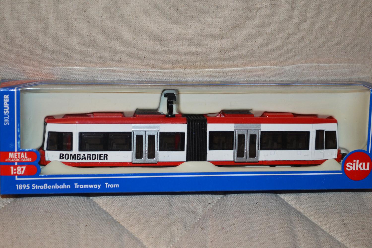 Spårvagn Bombardier Vit/Röd Stadsfordon 1:87 Siku 1895 23cm Ny