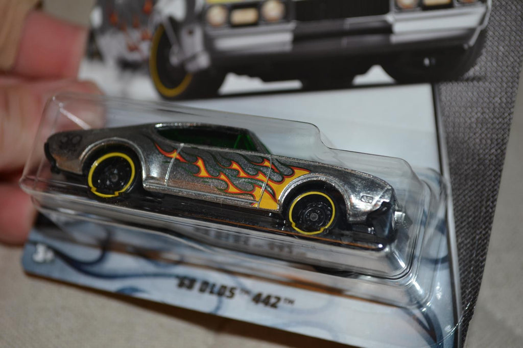 1968 Olds 442 '68 Silver 1:64 Hot Wheels (50år Jubileum) 7cm Ny