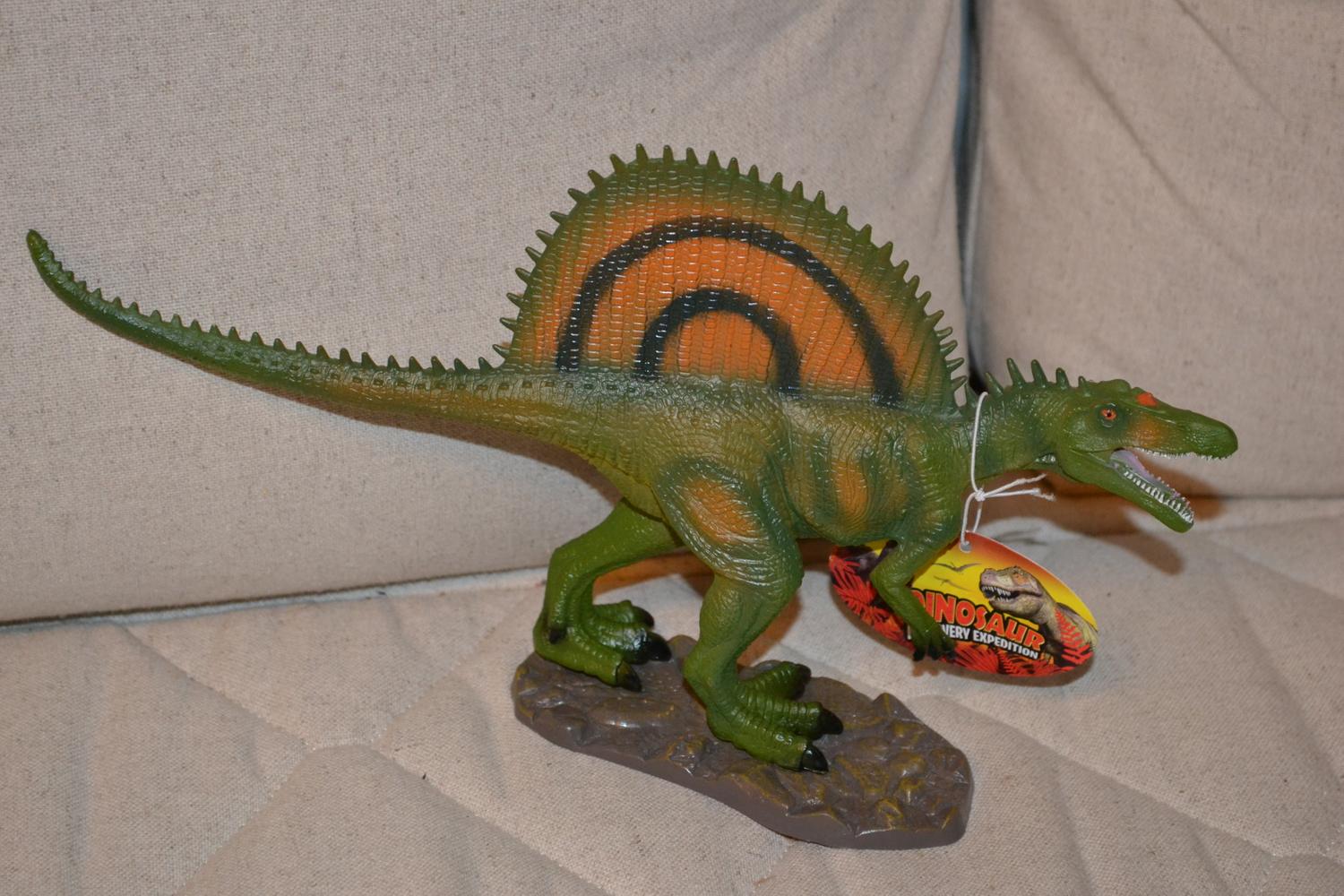 Spinosaurus Dinosaurie 26cm Ny
