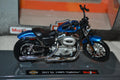 2012 XL 1200N Nightster Blå Harley-Davidson 1:18 Maisto (Series 37) 12cm Ny