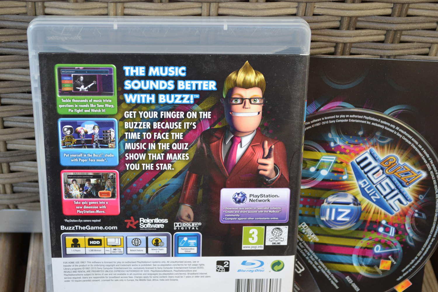 Buzz! The Ultimate Music Quiz PS3 Playstation 3 Engelska Komplett Fint Skick