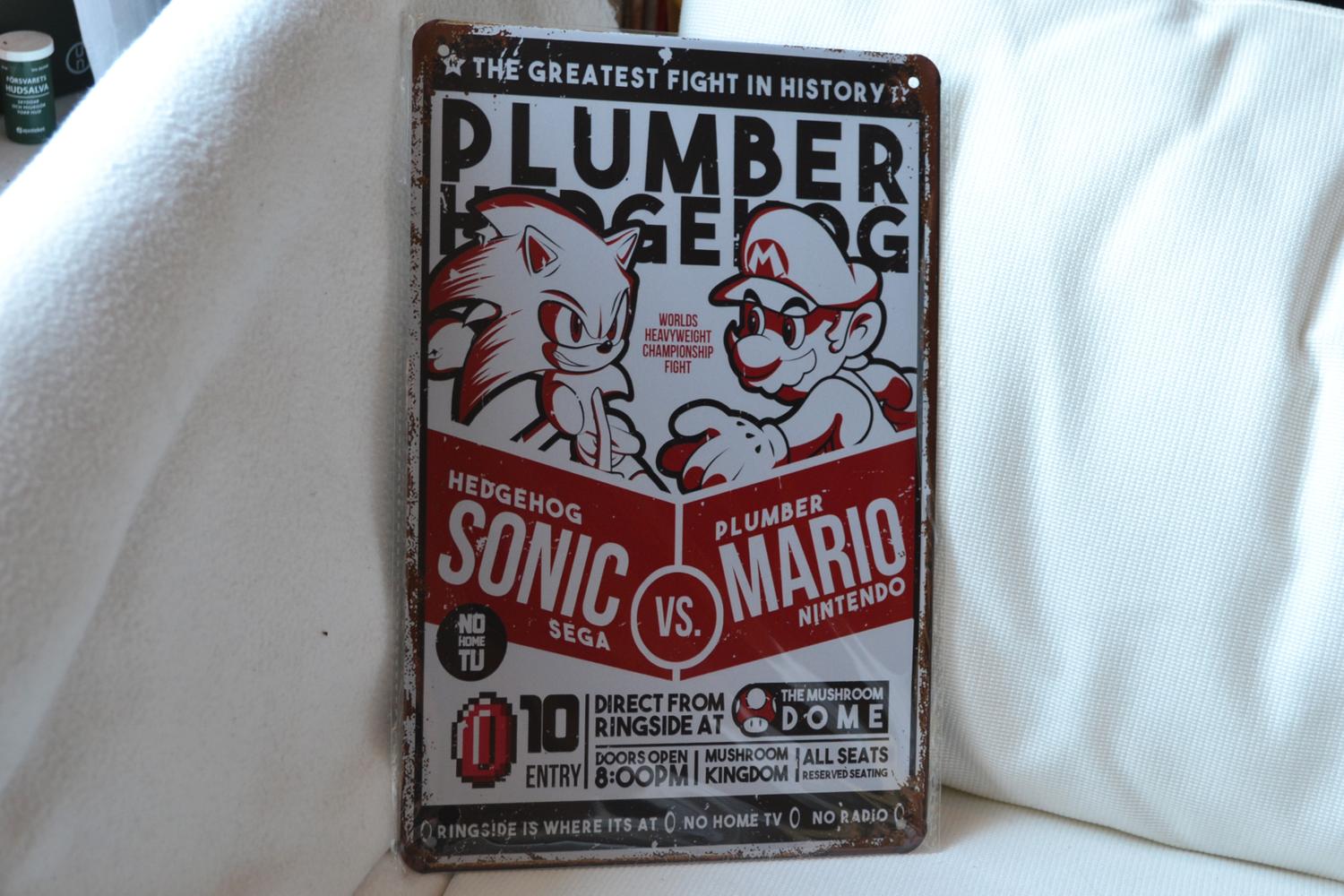 Sonic vs Nintendo Fight NES Reklam Mushroom Dome Plåtskylt 30*20cm Skylt Ny